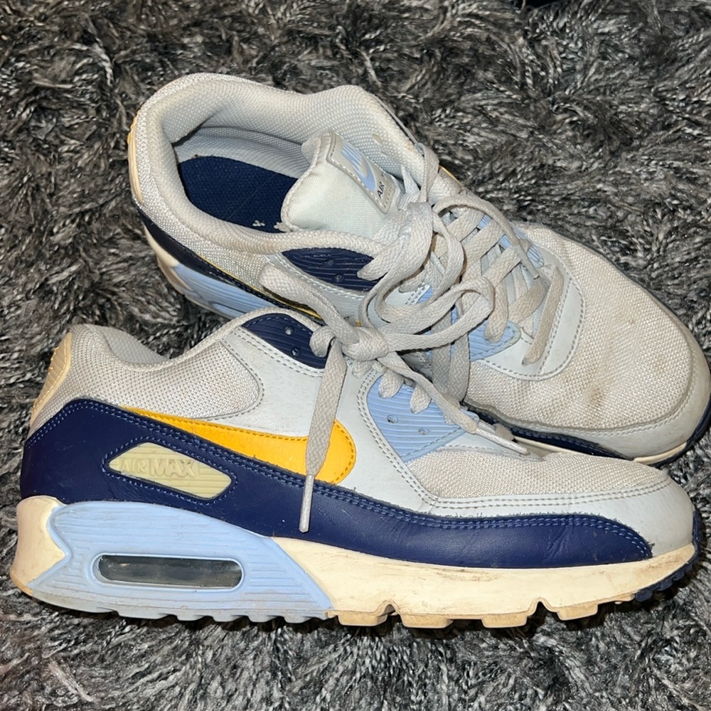 Men’s Nike airmax